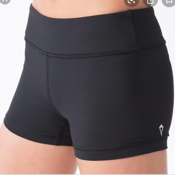 Ivivva by Lululemon Girls Spandex Shorts - Picture 1 of 6